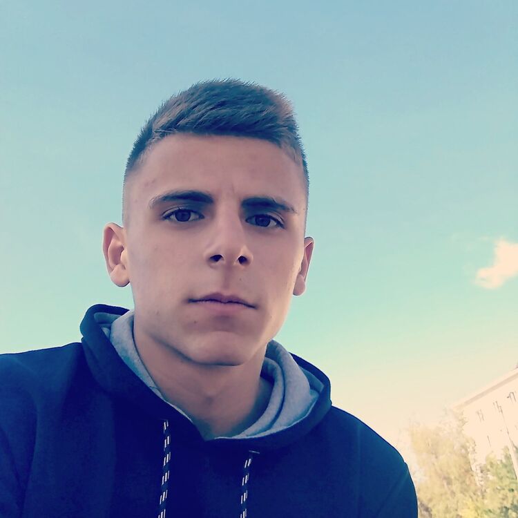  ,   Damian, 24 ,   ,   , c 