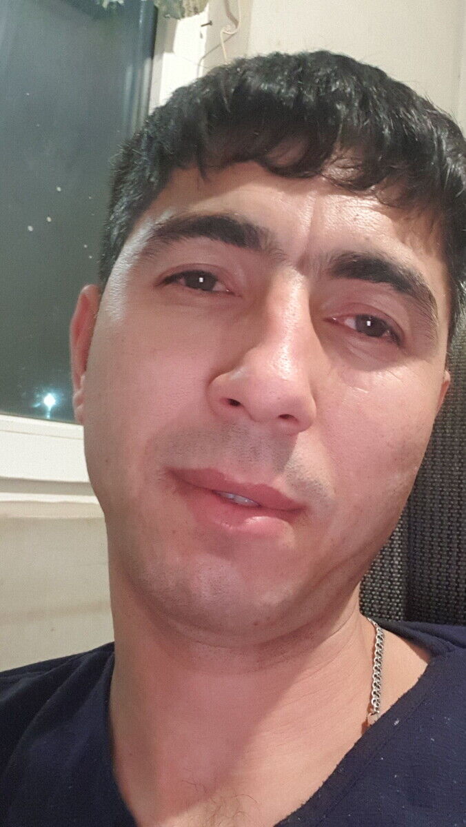  21945590  , 40 ,    
