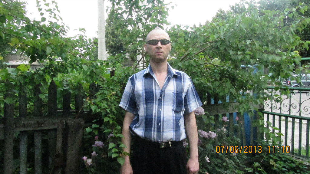  49059180  Aleksandr, 55 ,    
