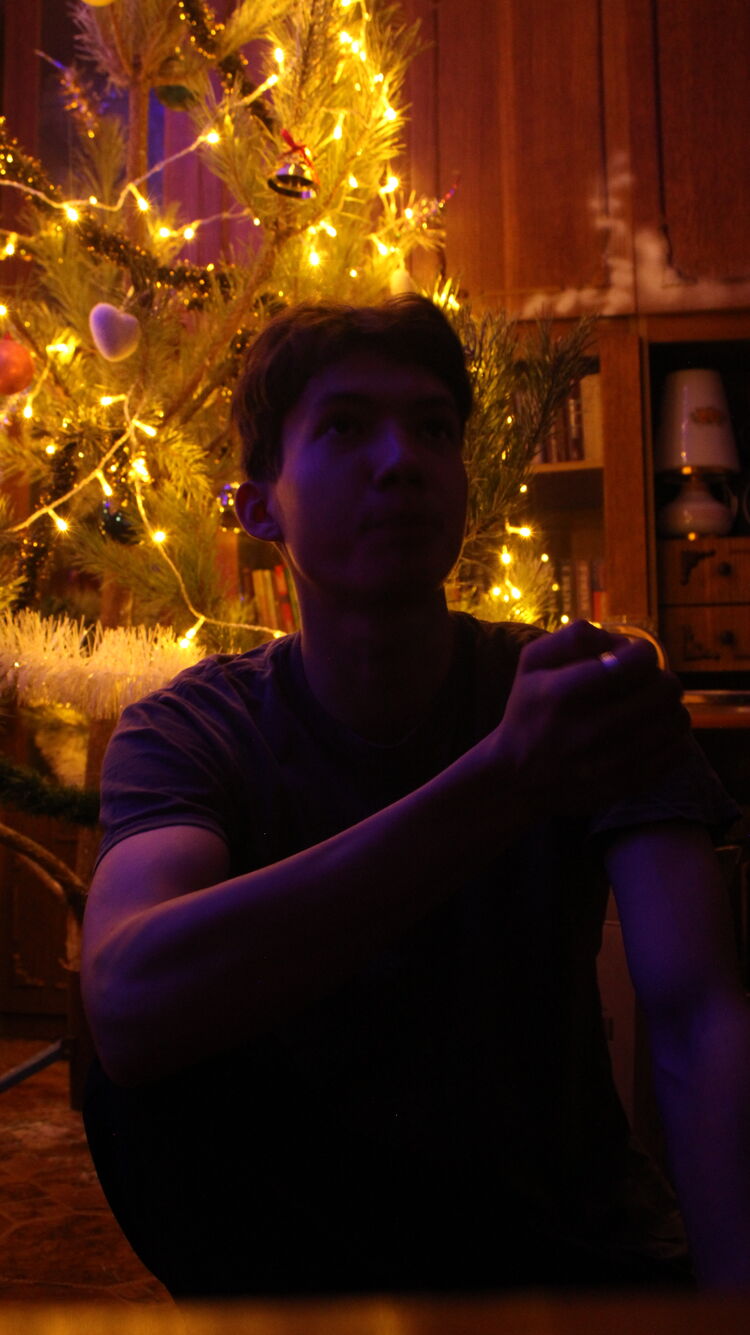  43430690  , 23 ,    
