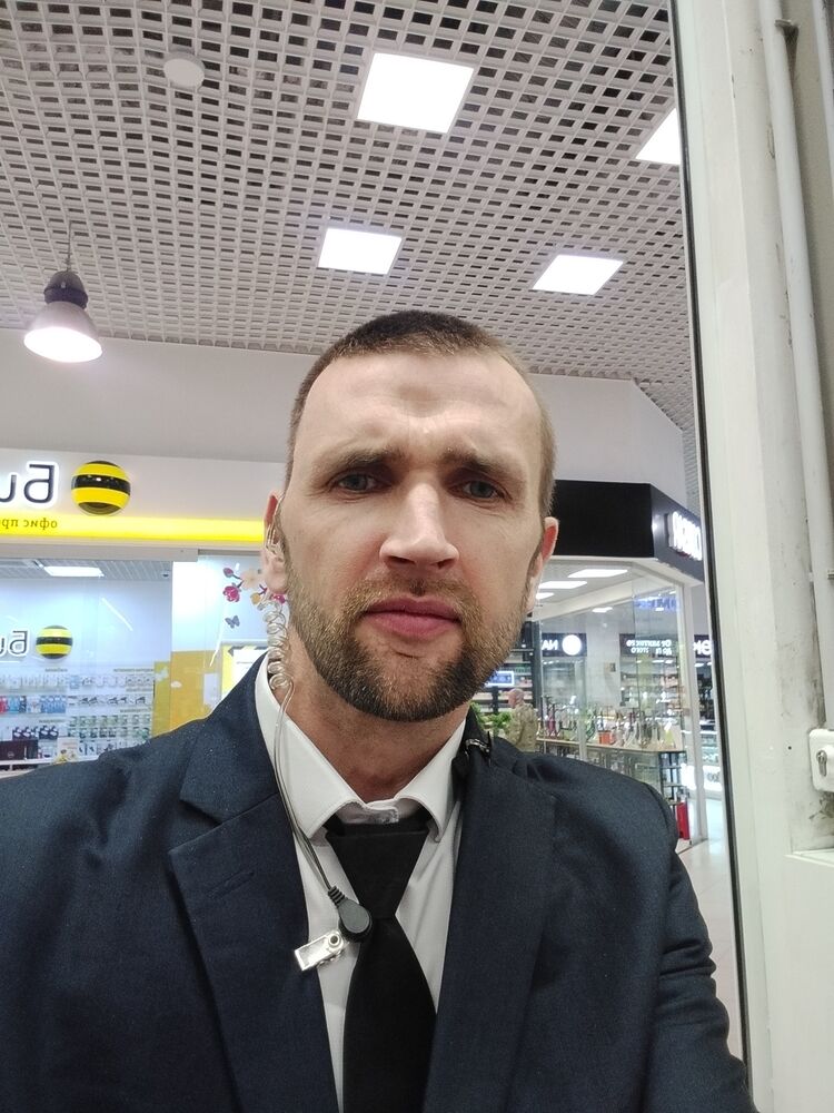  46921530  , 41 ,    