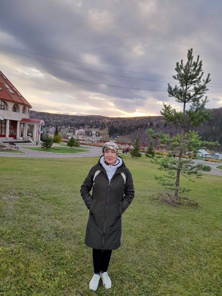  41763520  Lyudmila, 68 ,    