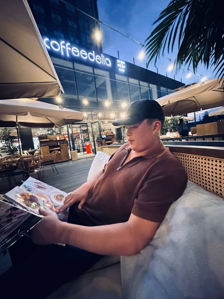  52723260  Arsn, 22 ,    Skarpnack