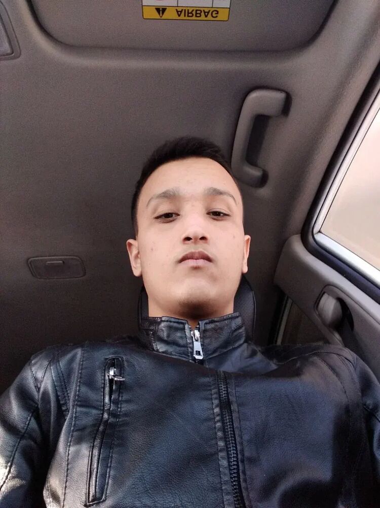  38170530  Ajal, 24 ,    -