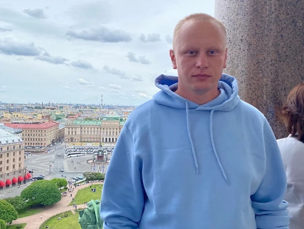  33778540  , 28 ,    --