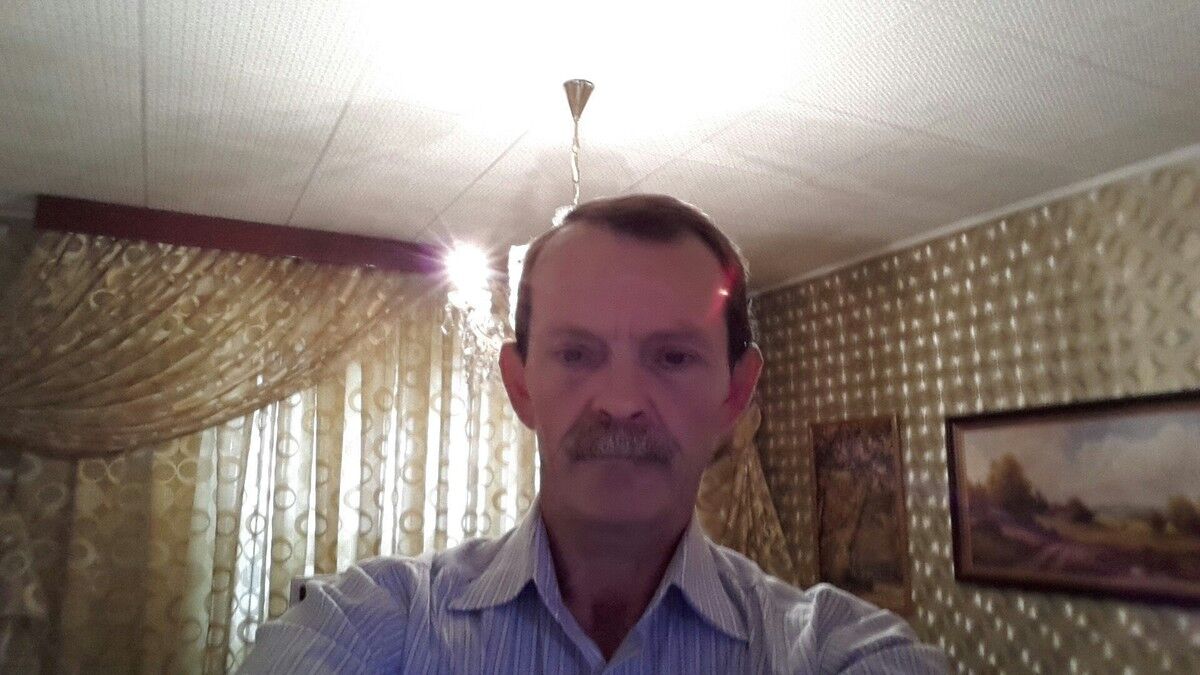  9041020  Uladimir, 72 ,    