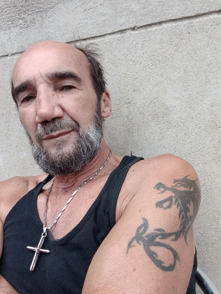  Tetovo,   Saso, 68 ,   ,   , c 