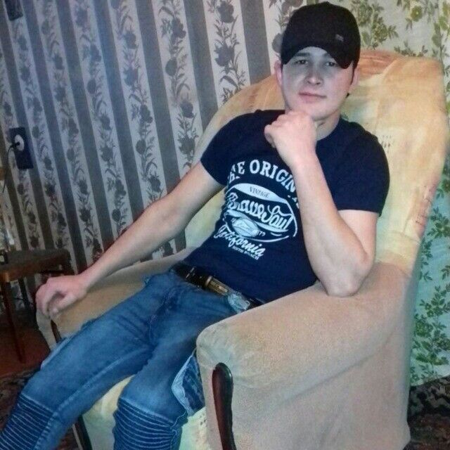  ,   Timur, 33 ,  