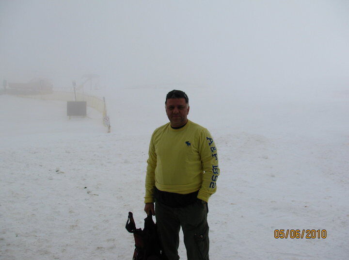  24177690  Robinruiz, 57 ,    -
