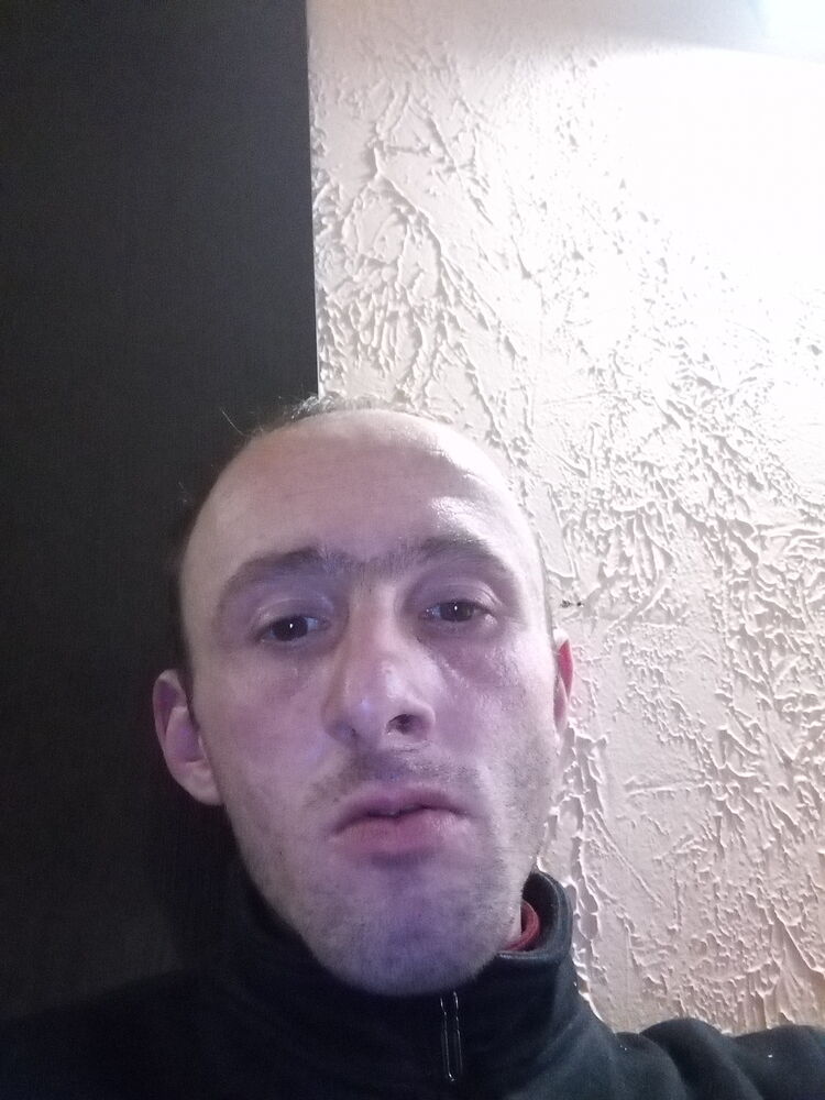  32451970  , 35 ,    