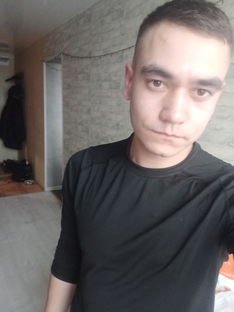  32787950  , 23 ,    