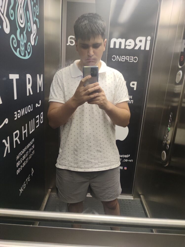  28076760  Gor, 21 ,    