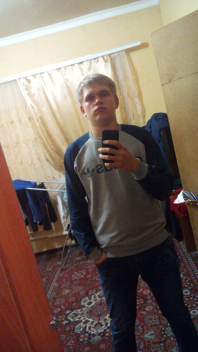  ,   Dmitry, 24 ,  