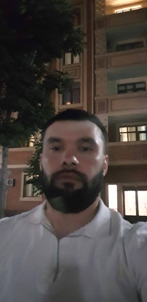  49063540  Bek, 30 ,    