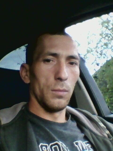  -,   Petrucio, 40 ,   ,   , c 