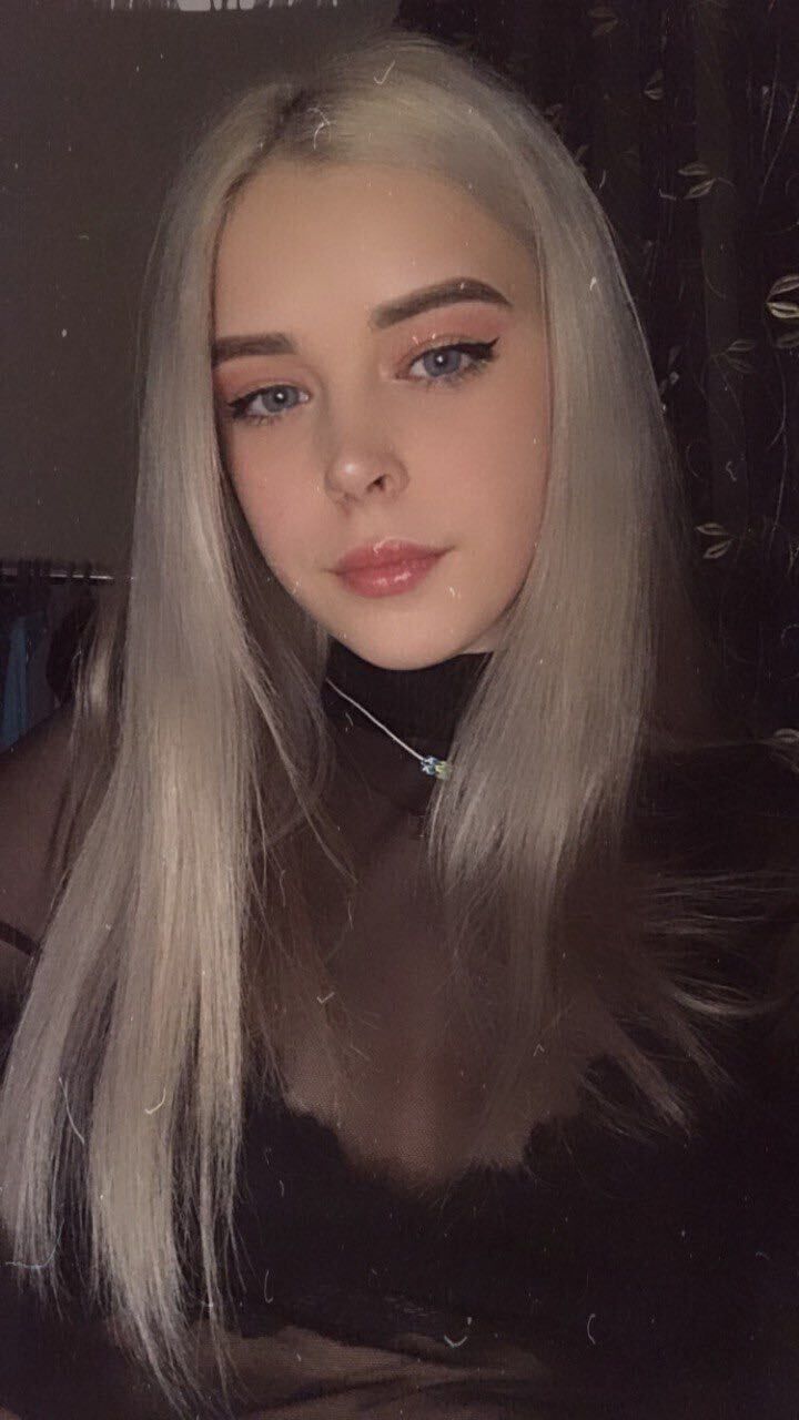  ,   Amelie, 25 ,   ,   
