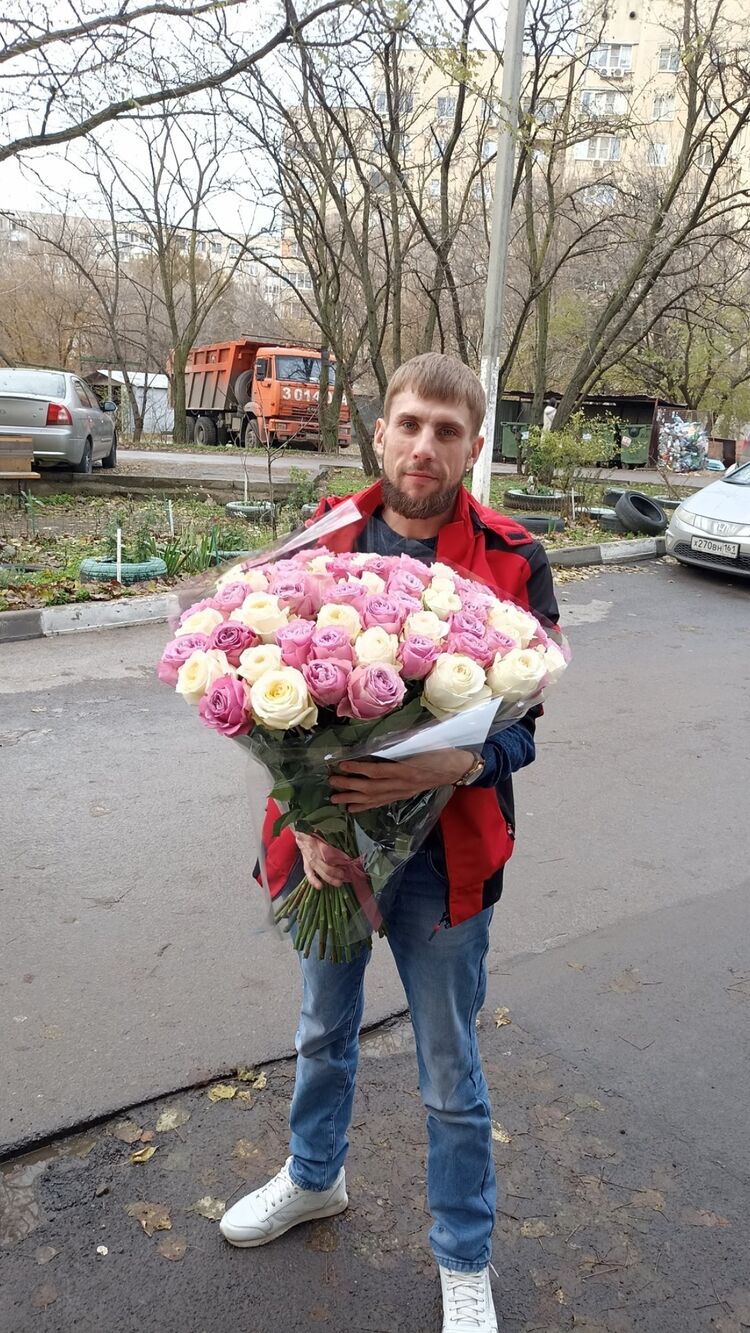  30799950  Yury, 35 ,    --