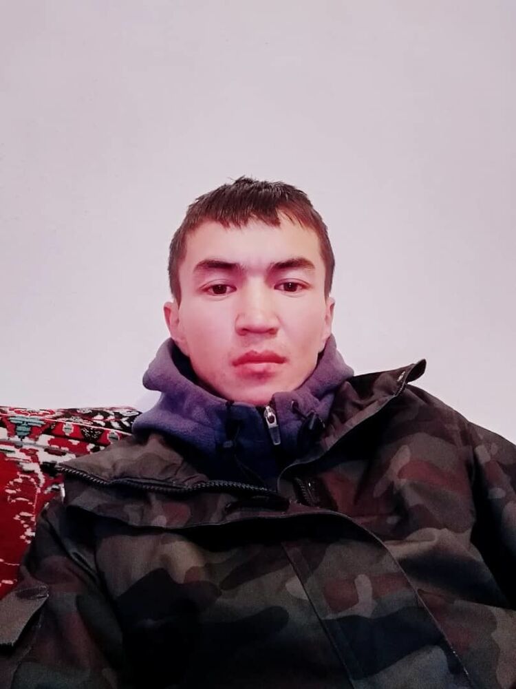  19255650  Kuba, 33 ,    