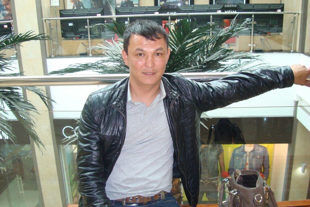  ,   Erjan, 44 ,   
