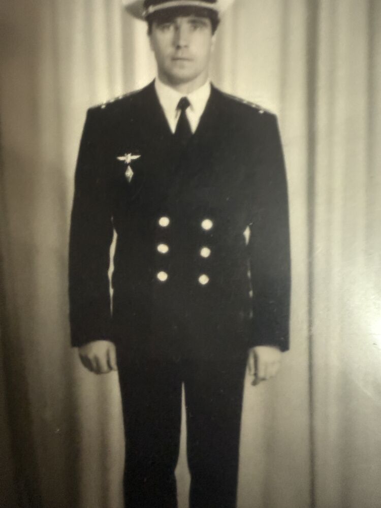  54396490  Oleg, 50 ,    