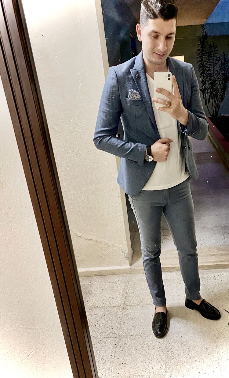  ,   Reslan, 27 ,   ,   