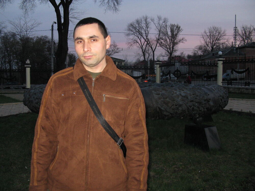  ,   Sergiu, 46 ,   ,   , c 