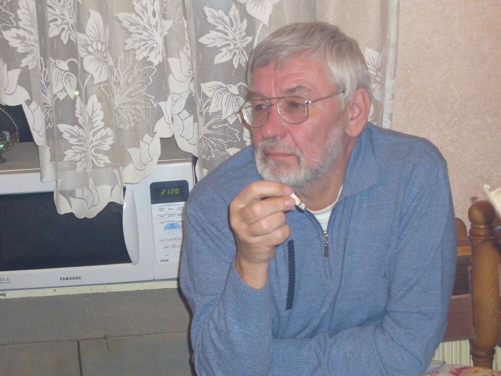 6877650  Sergey, 68 ,    