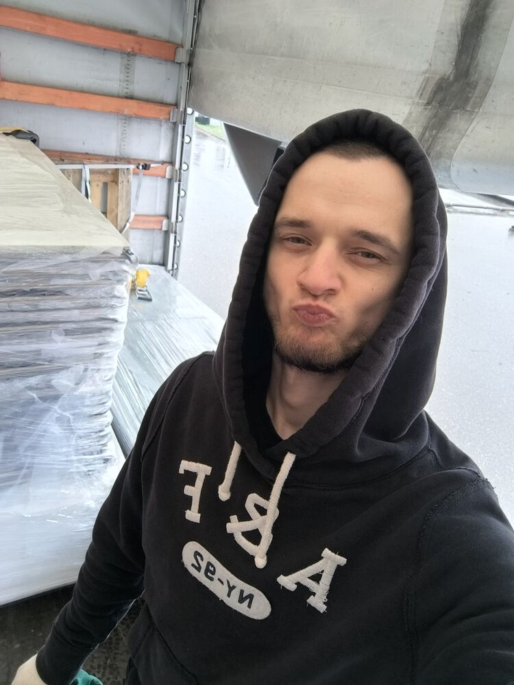  48365370  , 32 ,    