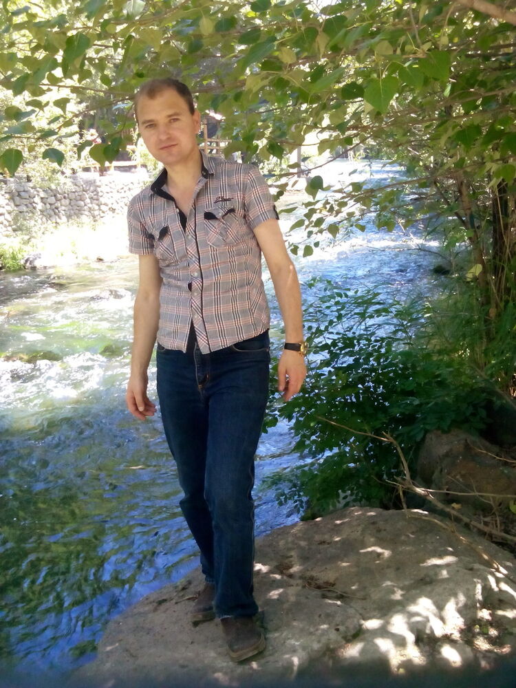  ,   Gena, 46 ,   