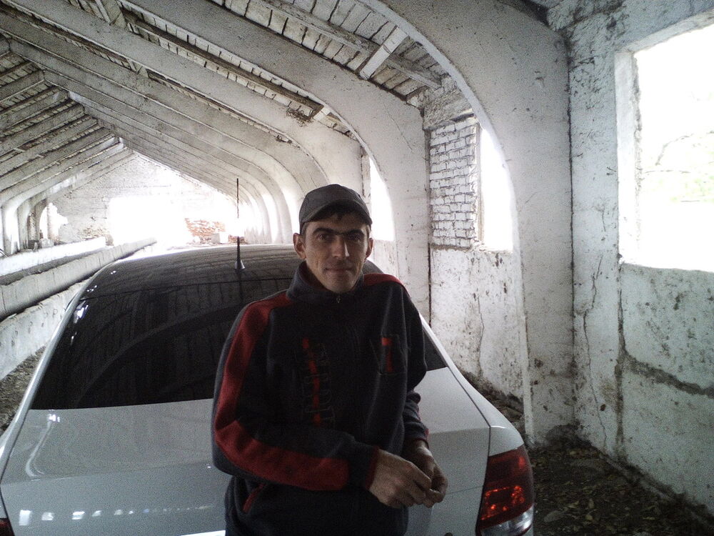  6472300  Aleks, 38 ,    