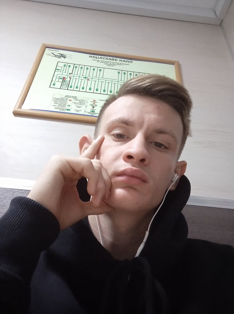 ���� 37372580 ����� Deniil, 21 ���, ���� ���������� � �����
