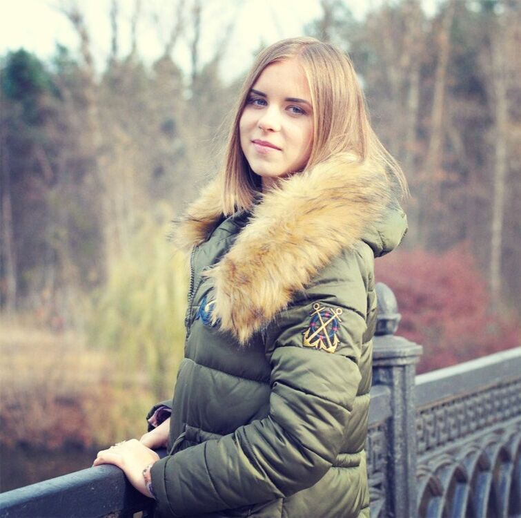  ,   Elena, 30 ,   ,   , c 