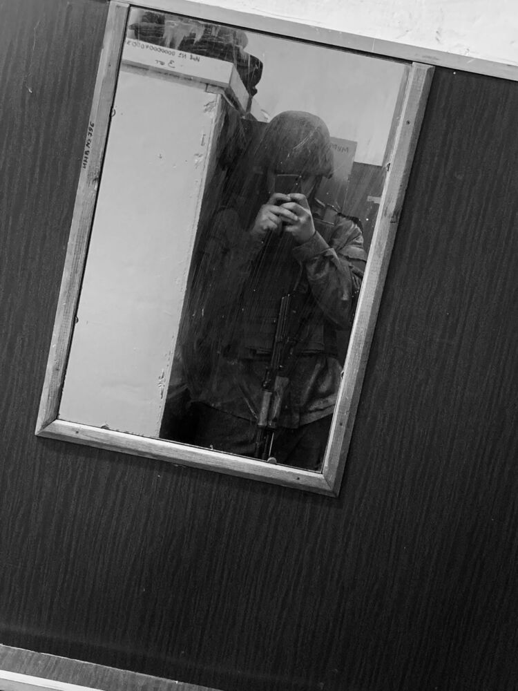  ,   Nikolai, 21 ,   ,   