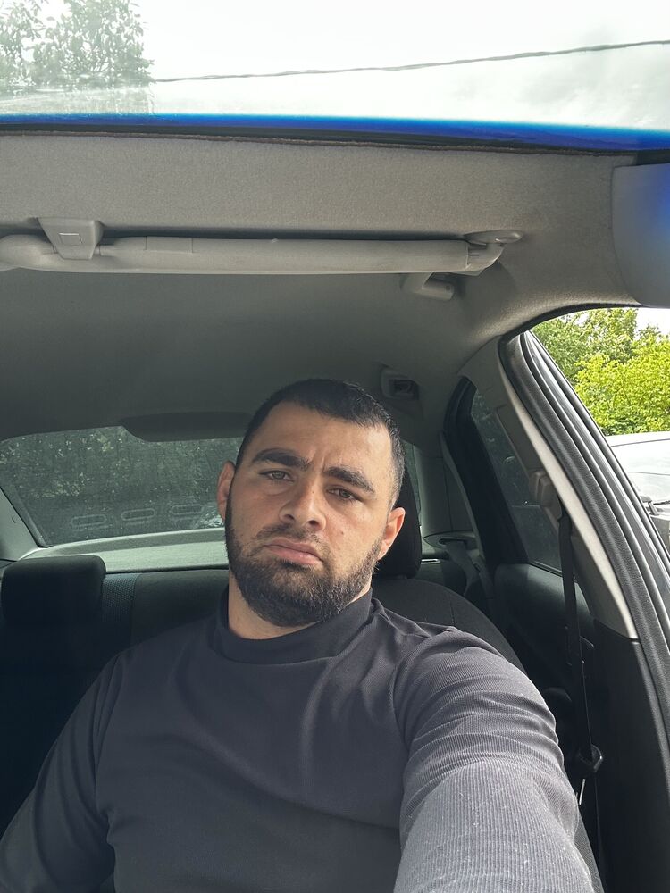  deleted,   ARMEN, 33 ,  