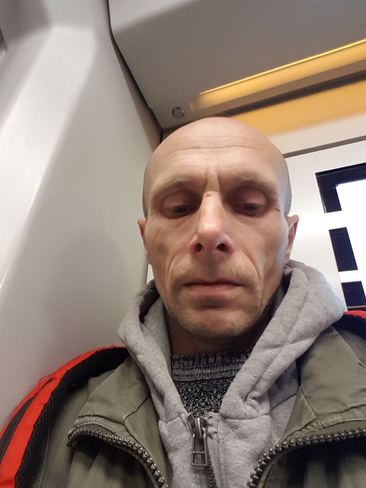 30688800  , 47 ,    