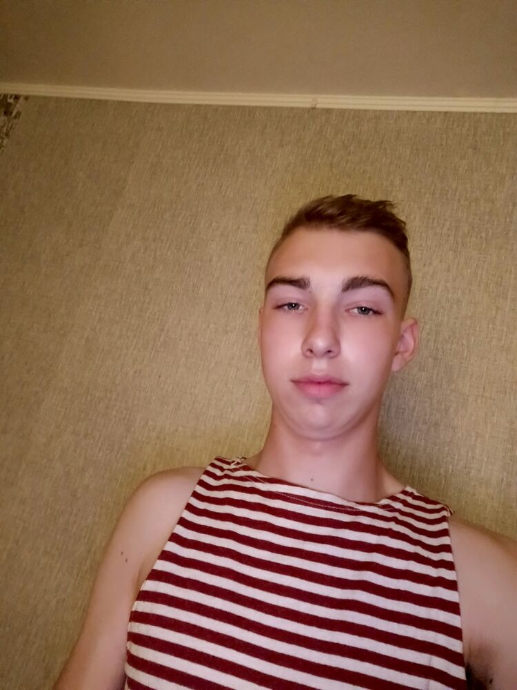  44468310  , 20 ,    