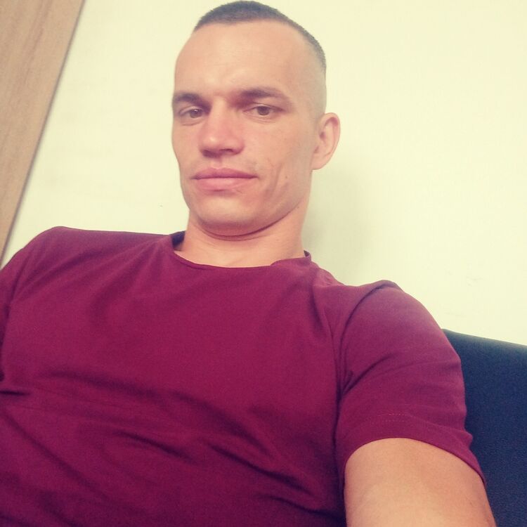 36517190  , 34 ,    -