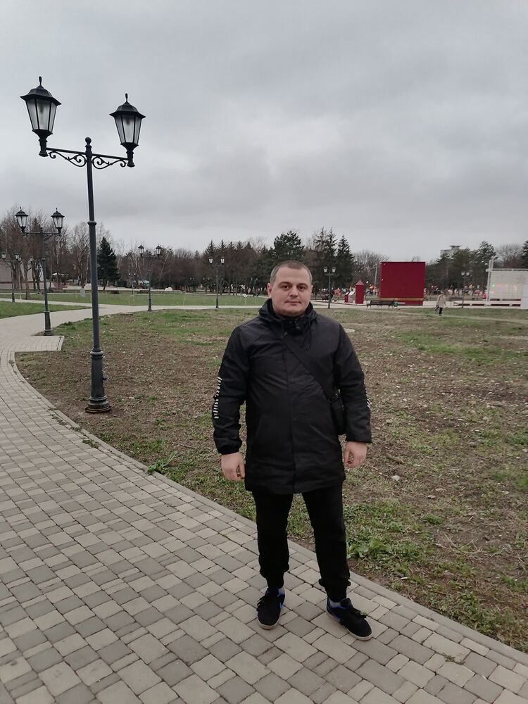  --,   , 39 ,     , c 