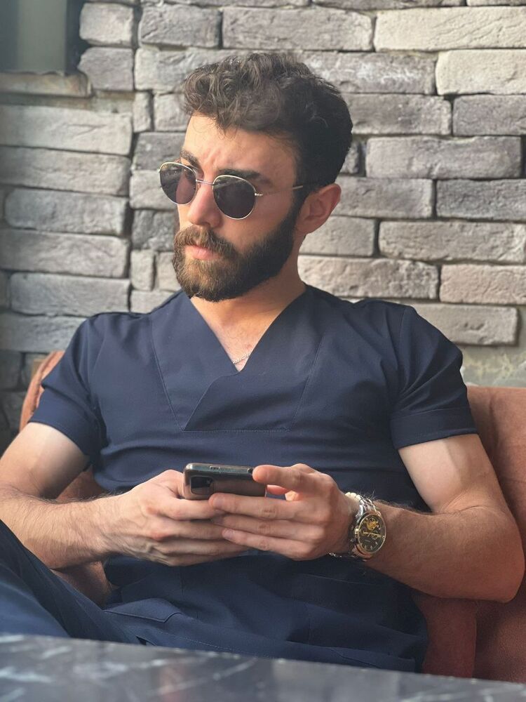  52290300  Selim, 25 ,    