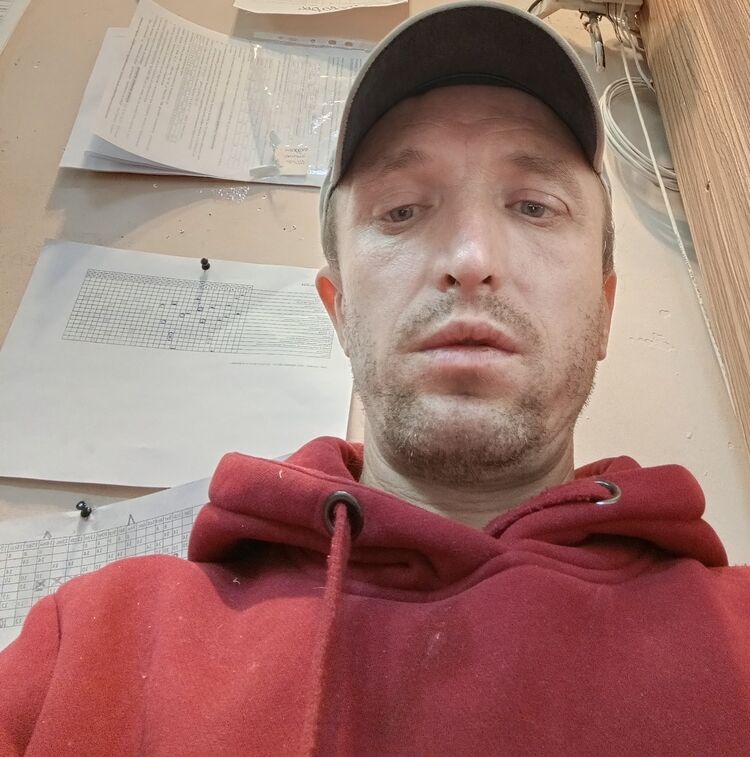  48313780  , 40 ,    