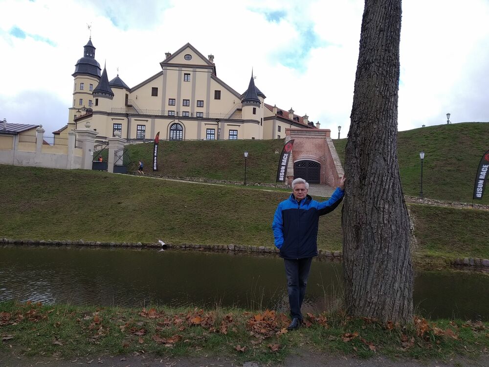  30642890  , 62 ,    -