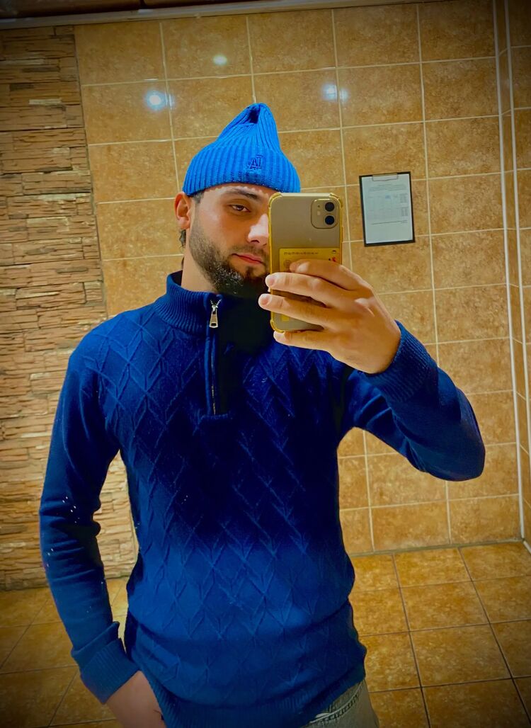  52360360  Fara, 25 ,    