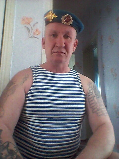  12172650  Ieonid, 62 ,    