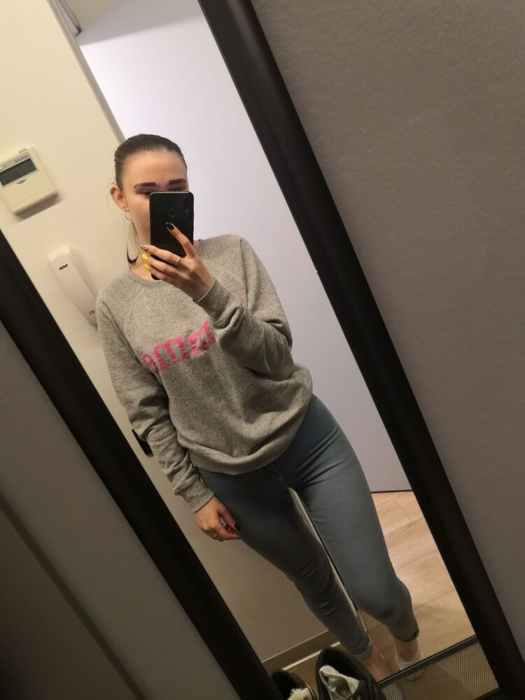  45031940  , 24 ,    