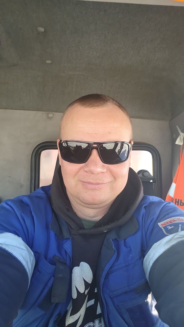  48022610  , 37 ,    