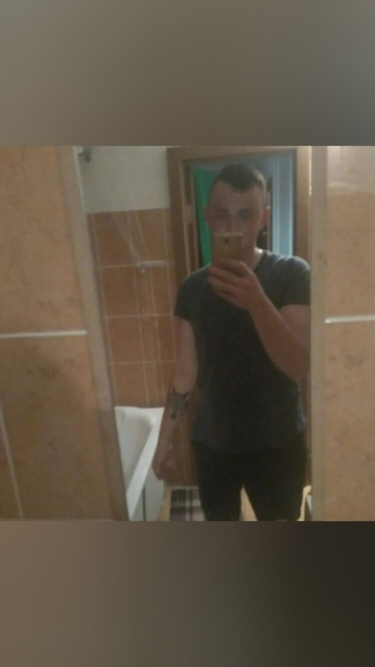  30789810  , 27 ,    