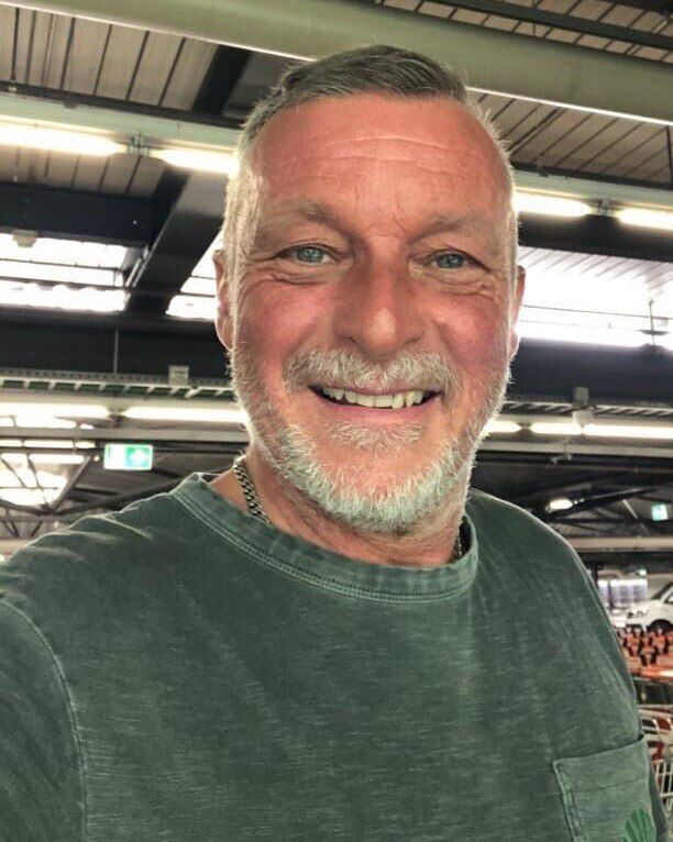  54078710  , 52 ,    -