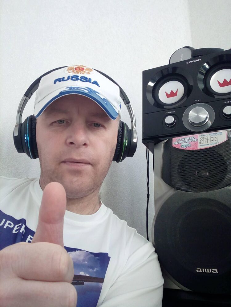  ,   Denis, 45 ,     , c , 