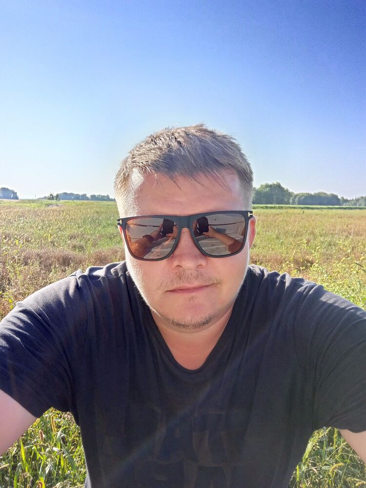  53350520  WiskiCola, 37 ,    