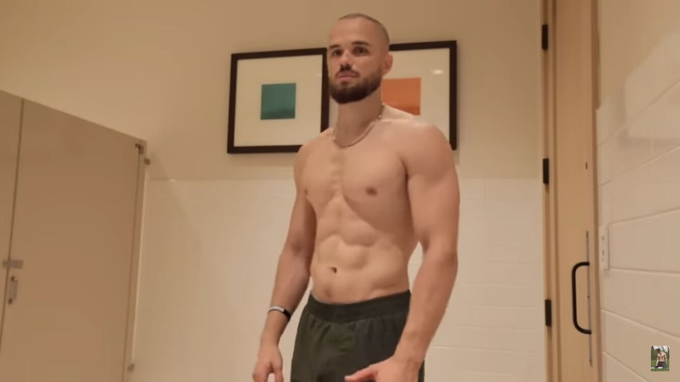  38071070  Nairi, 27 ,     